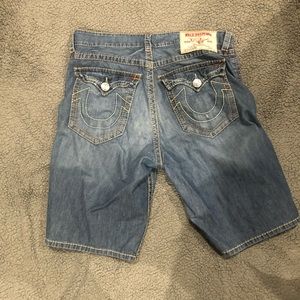 Men’s used true religion shorts size 36